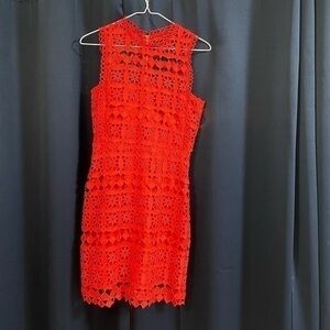 Lulu’s red lace dress